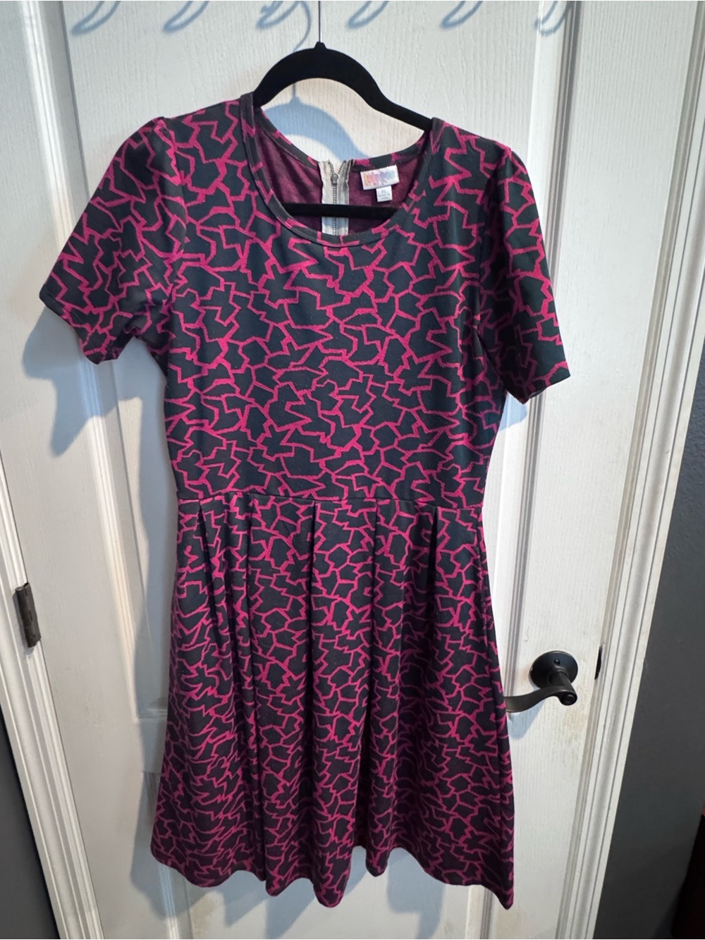 LuLaRoe Amelia Short Sleeve Pink Patterned Fit & Flare Dress